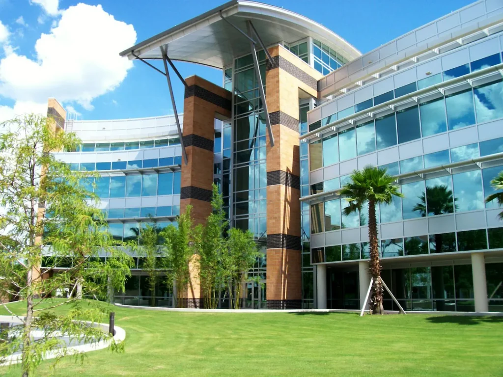 What Are the Key Benefits of Studying at UCF?