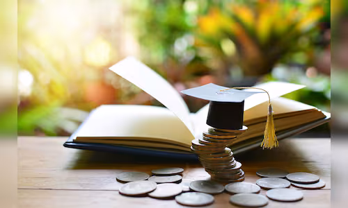 Top 5 Banks Offering Education Loans for MBA with Low Interest Rates